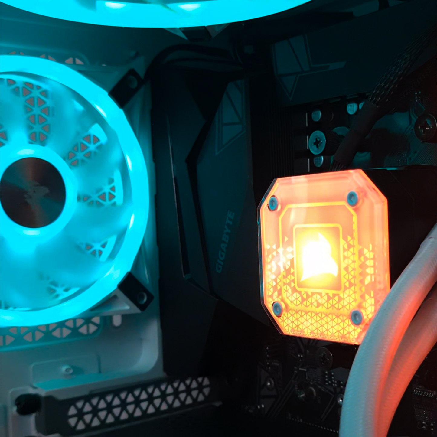 4K Gaming PC - Ryzen 9 5950x | 6950XT | 64GB DDR4